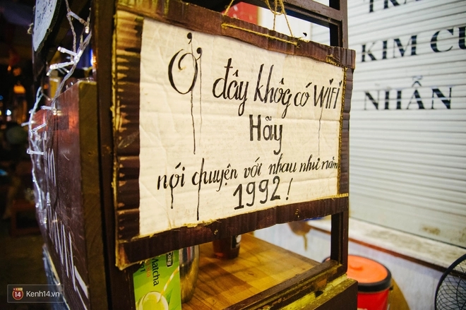 Tắt Mạng, Bật Cuộc Sống: Khi Giới Trẻ Chọn Sống Chậm Giữa Thời Đại Số